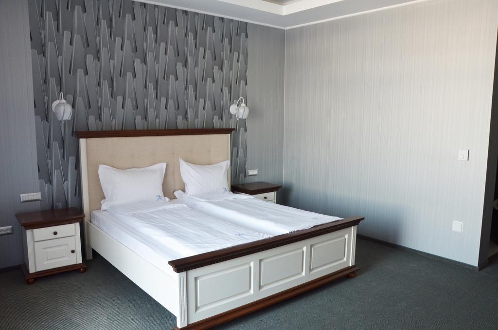 Hotel Spa Ice Resort Ghiroda Εξωτερικό φωτογραφία