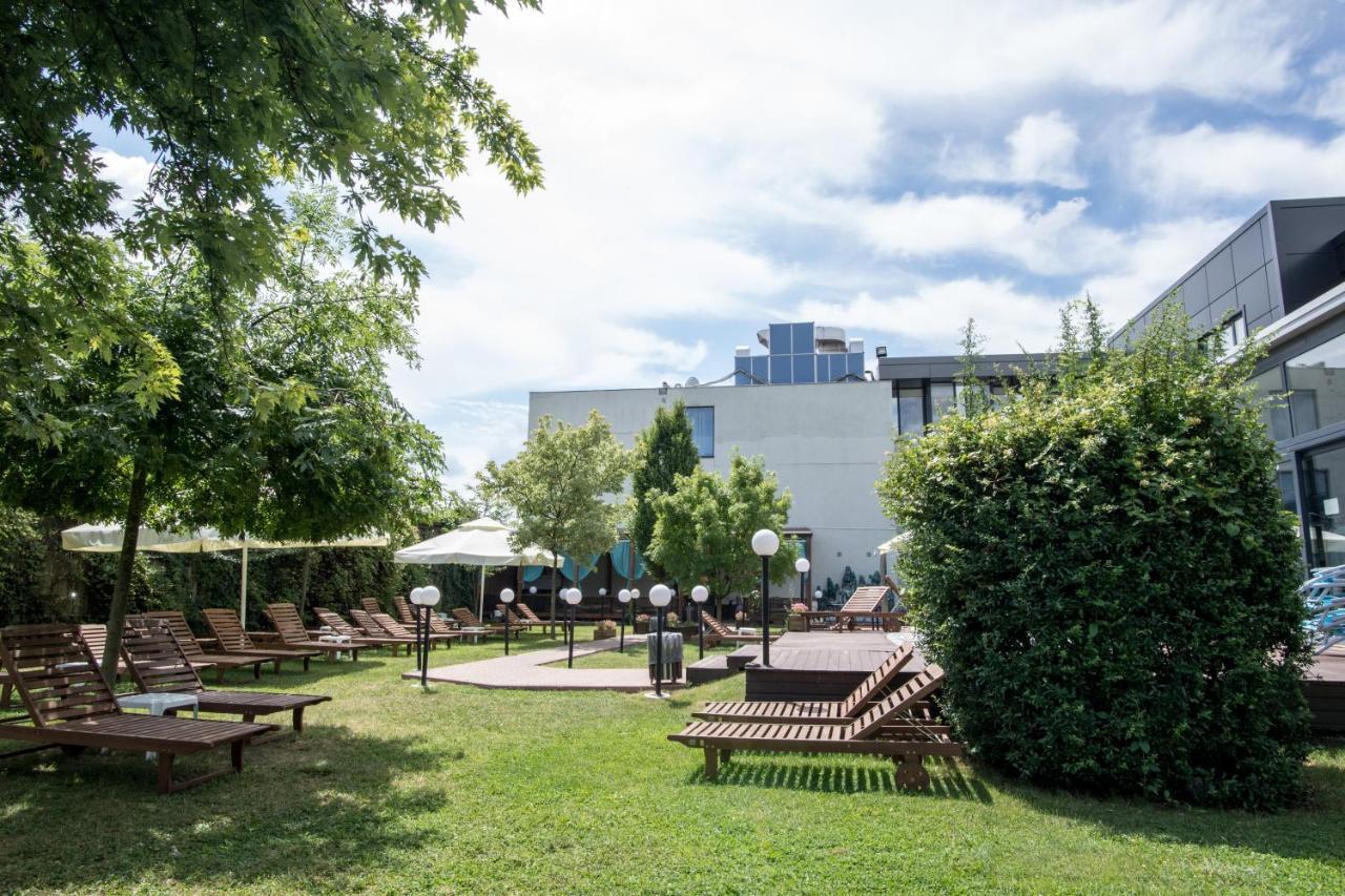 Hotel Spa Ice Resort Ghiroda Εξωτερικό φωτογραφία
