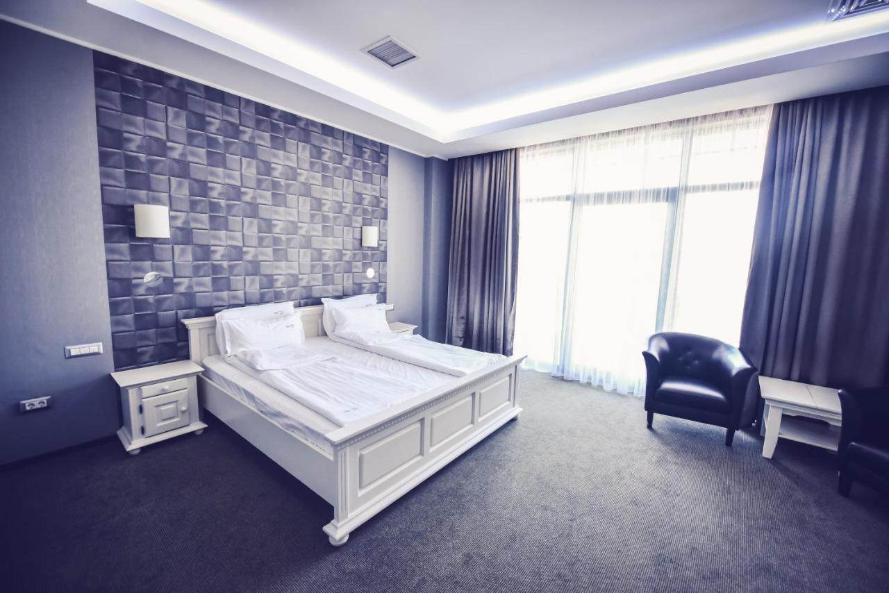 Hotel Spa Ice Resort Ghiroda Εξωτερικό φωτογραφία