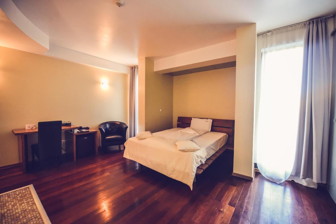Hotel Spa Ice Resort Ghiroda Εξωτερικό φωτογραφία